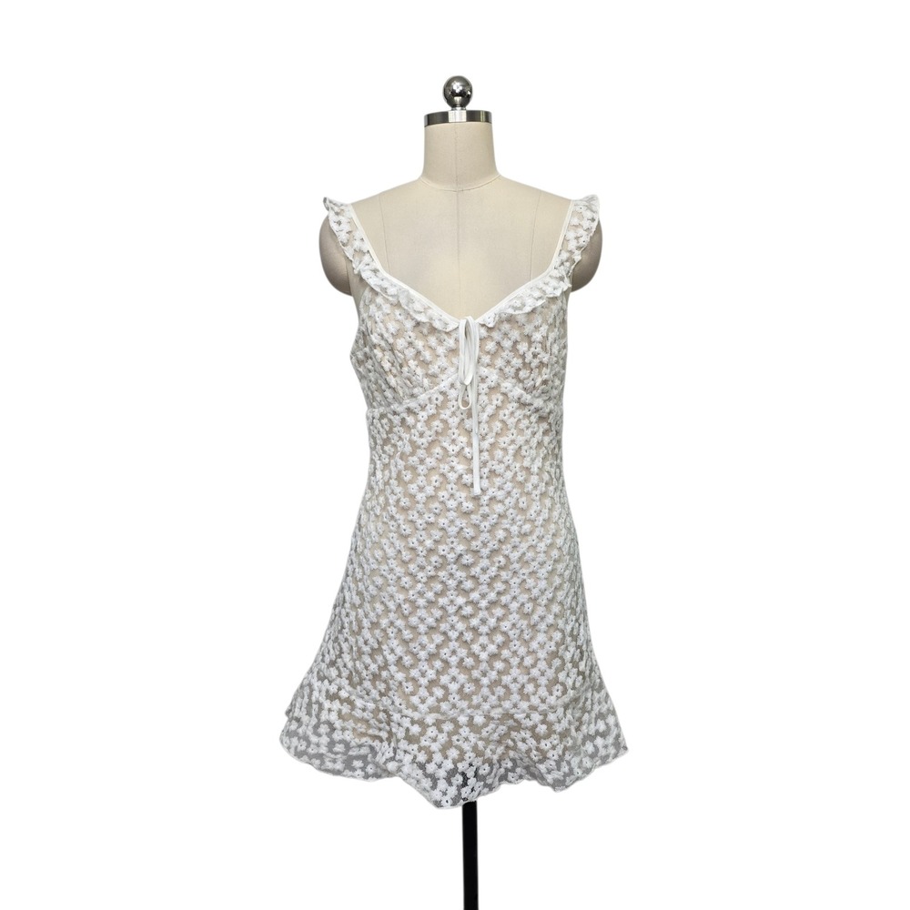 Lulus White Floral Lace Ruffle Mini Dress Tan Lining XS‎ Sleeveless Summer Boho